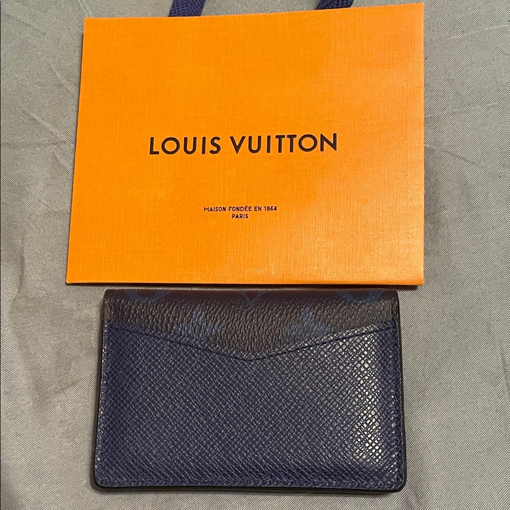 Louis Vuitton Blue on light Blue Men's card holder Wallet - Picture 5 of 6